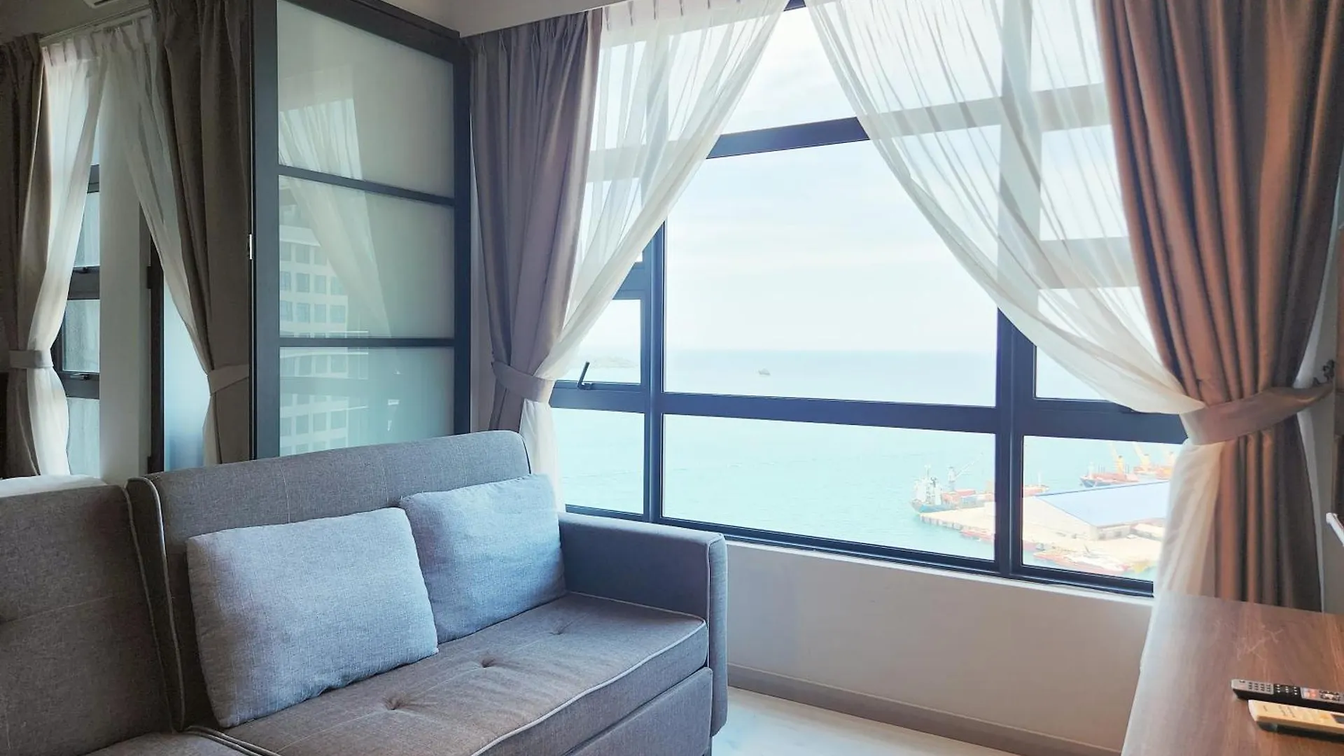 Jesselton Quay Kota Kinabalu City Centre By Lw Suites Apartment