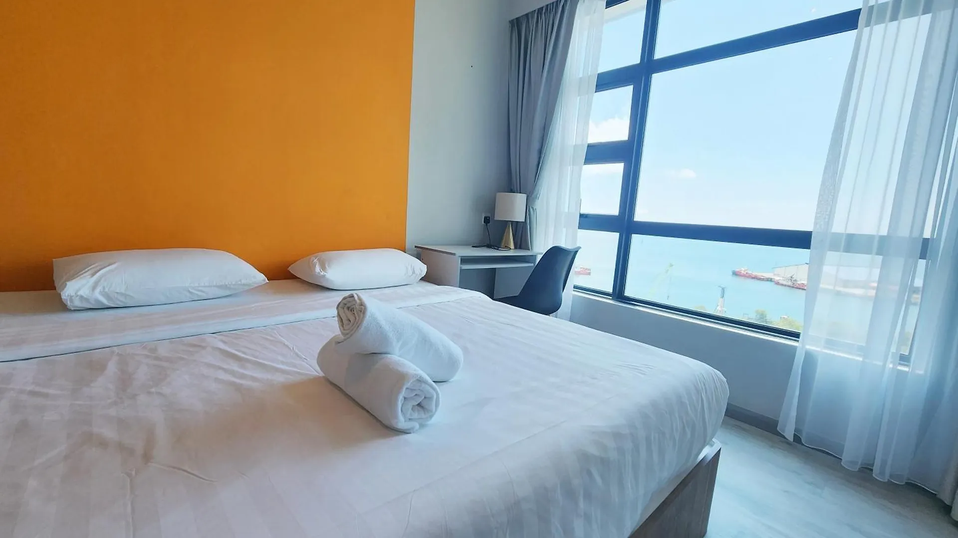 Jesselton Quay Kota Kinabalu City Centre By Lw Suites 0*,