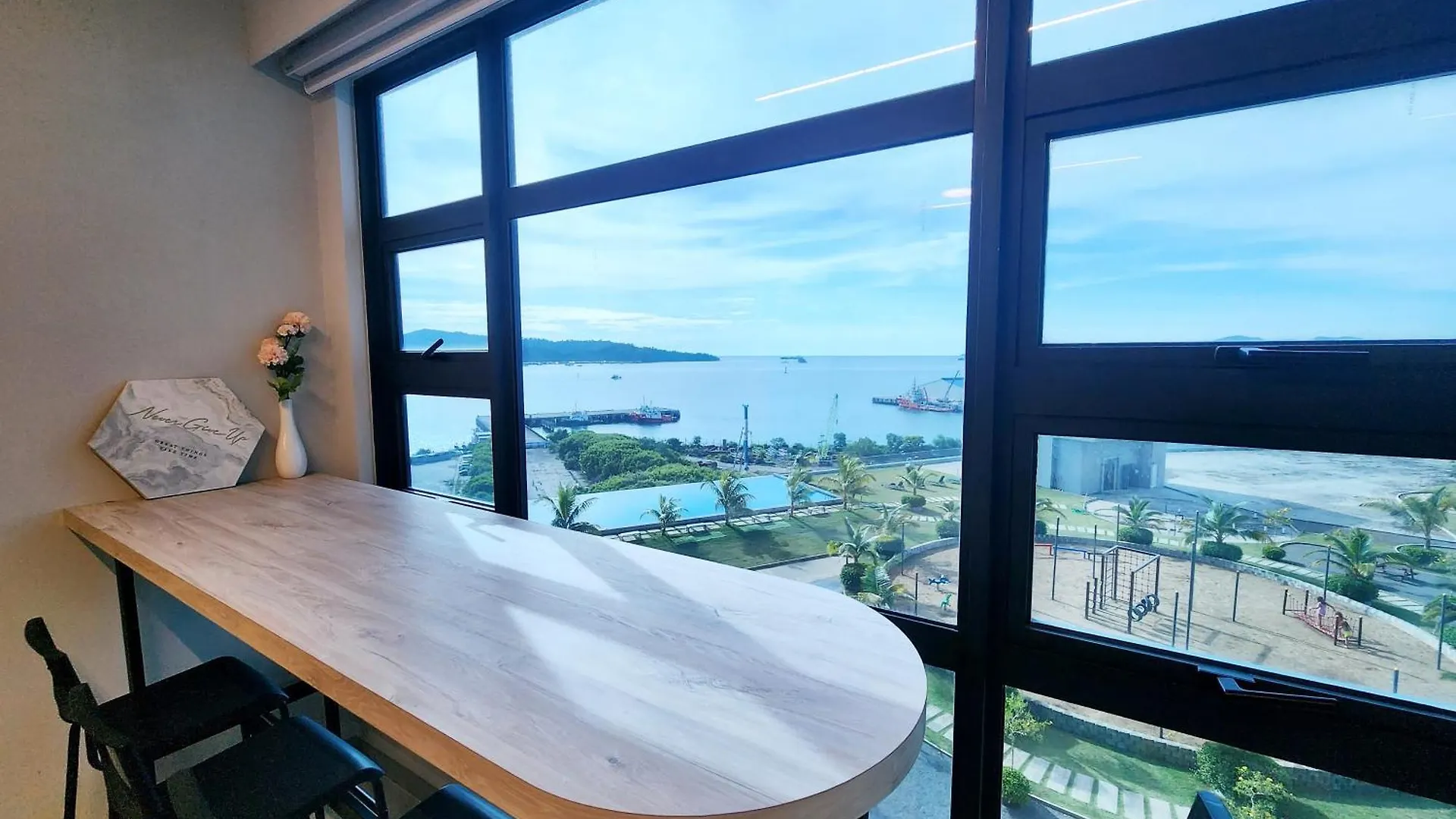 Jesselton Quay Kota Kinabalu City Centre By Lw Suites Apartment